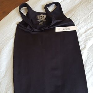 New with tag black tank